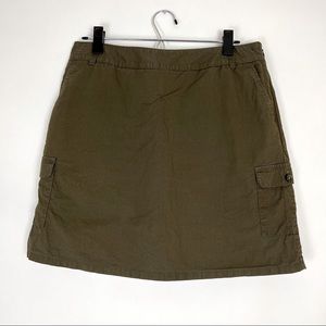 DOCKERS skort skirt with shorts underneath and pockets with side zip clo…